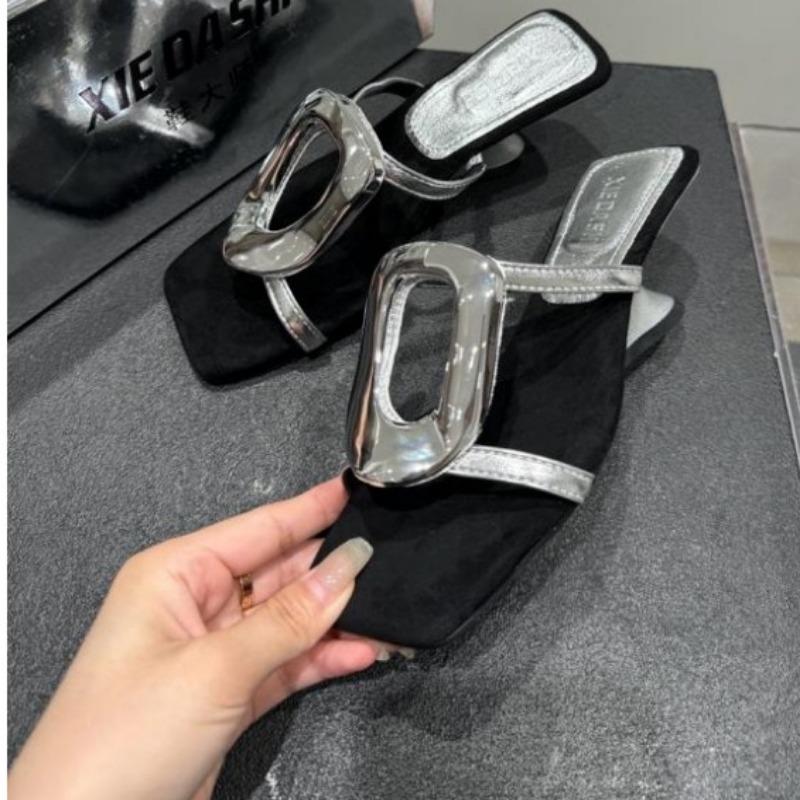 Special-shaped Heel Sandals Women's Summer New Open-toed Metal Buckle with Block Heel Beach Half Slippers