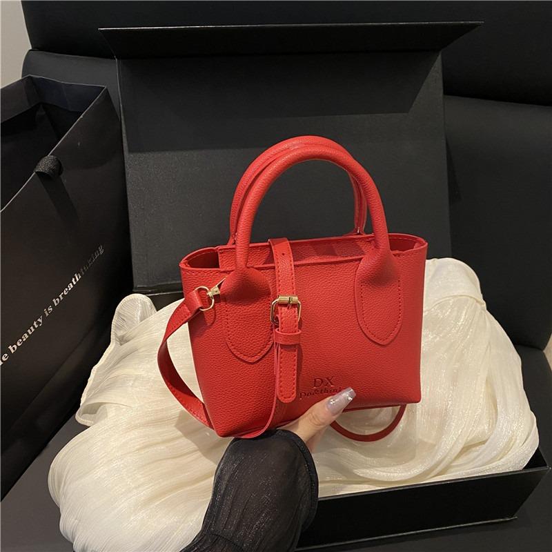 Sommer neue Persönlichkeit Trend kleine quadratische Tasche Mode lässig einfache Damen Nische Schulter Umhängetasche