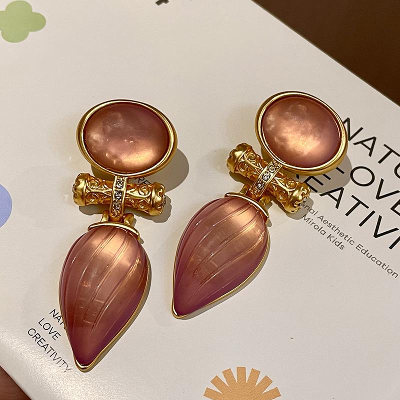 Fashion Classic Pink Color Crystal Enmale Earrings For Women Girls Exquisite Design Pendant Flower Ear Rings Jewelry Accessories