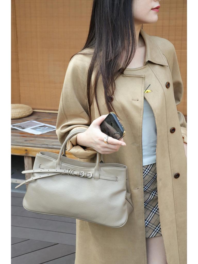 Wszechstronna Duża Pojemność Prawdziwa Skóra Krowia Torba na Ramię i Listonoszka dla Kobiet 2025