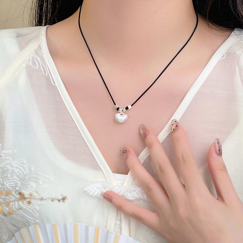Elegante Dicke Glückskette im chinesischen Stil, neues chinesisches Stil-Seilweben, personalisierte Mode, einfache Kragenkette