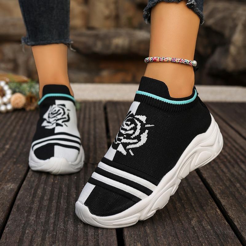 Fashion 2025 Women's Fashion Striped Knitted Fabric Sneakers Stretch Cloth Slip on Casual Socks Shoes Non-slip Soft-soled Running Shoes