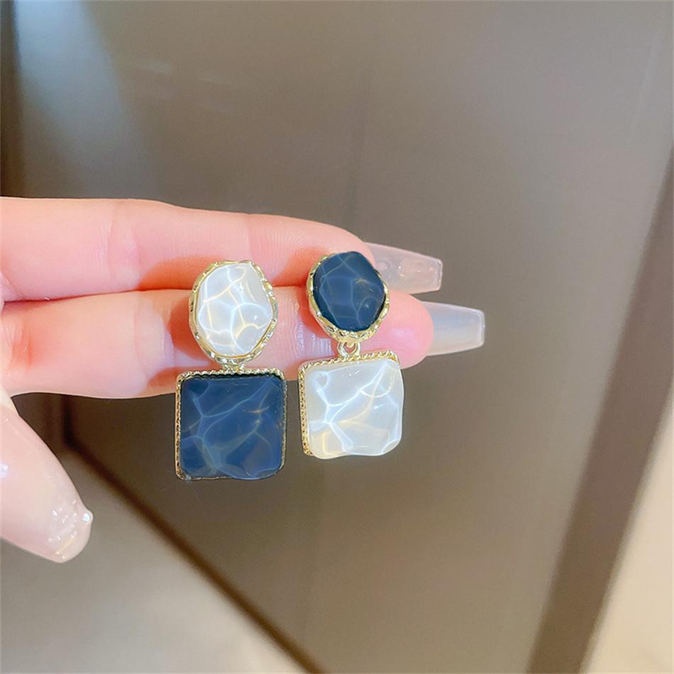 Symmetrical Blue Purple Big Square Rhombus Drop Earrings Female Simple Sparkling Waves Geometric Ear Jewelry