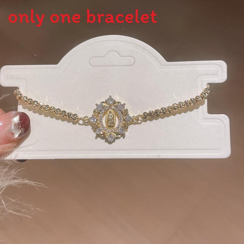 Copper Zircon Embellished Geometric Vintage Hand Chain For Female Fashion Accessory Gold Hollow