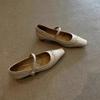 Low Heels Shoes Woman Flats Shallow Mouth Rivets Studs Female Moccasin Dress Retro Genuine Leather Rubber  Mary Janes PU