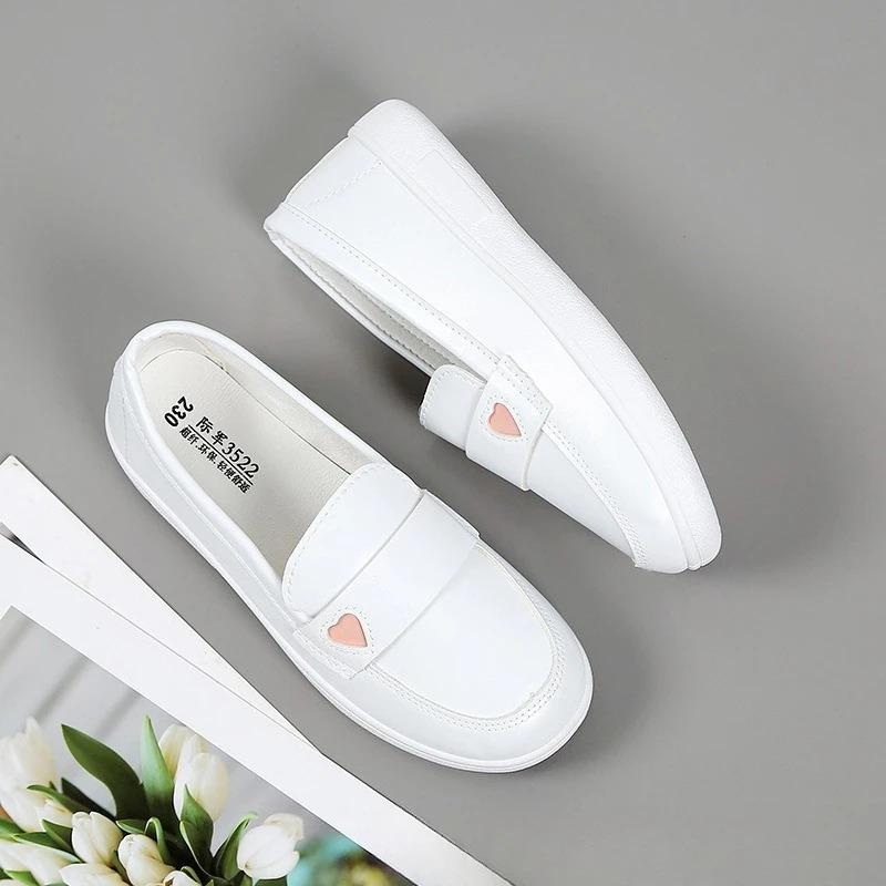Women's Shoes Lihghtweight Pu Leather Casual Shoes Soft Sole Comfort Nursing Shoes Classic Slip on Women's Loafers Zapatos Mujer