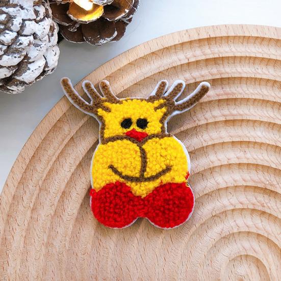 Christmas Brooch Embroidery Anti-rust Portable New Year Creative Decorate Long Lasting Cartoon Santa Claus