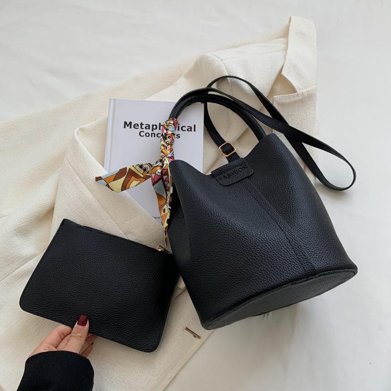 New Bag Women 2025 Korean Version of Fashion High-end Silk Scarf Portable Bucket Bag Niche Design Foreign Style Messenger Bag
