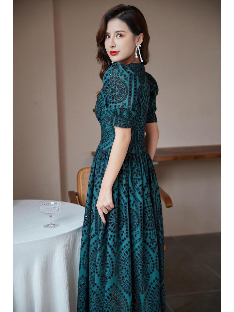 2025 V-Neck French Retro Summer Dress - Slimming A-Line Puff Sleeve Princess Style