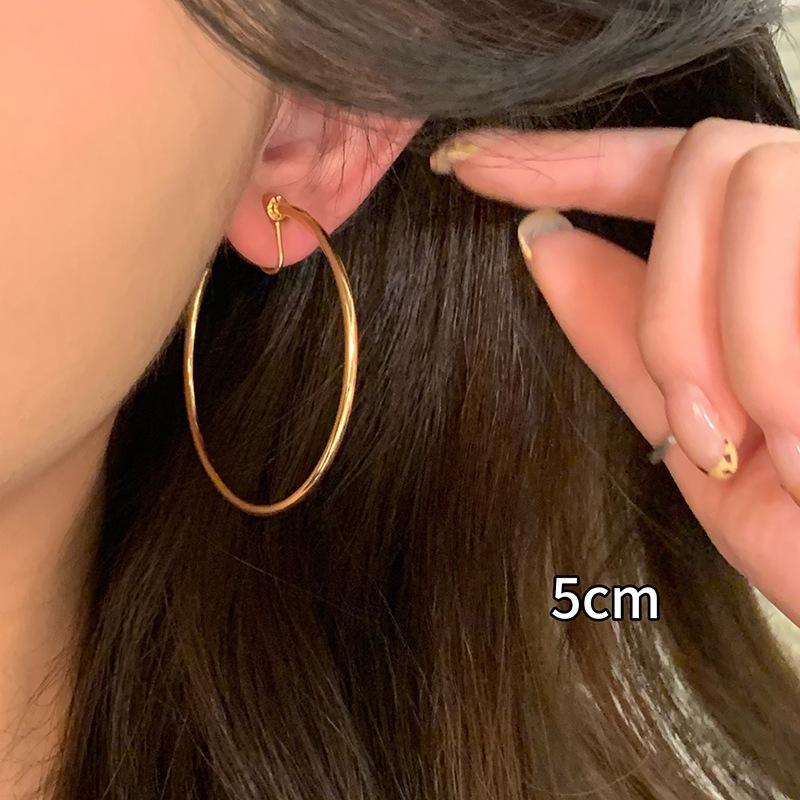 Large Hoop Earrings Without Ear Holes, Mosquito-scented Candle Holder, Ear Clips, Large Circle Shape, Round Face Jewelry