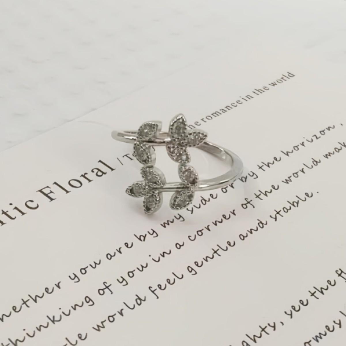 Stylish Korean Inlaid Stone Leaf Open Ring - Forest-Inspired Fresh Literary Design