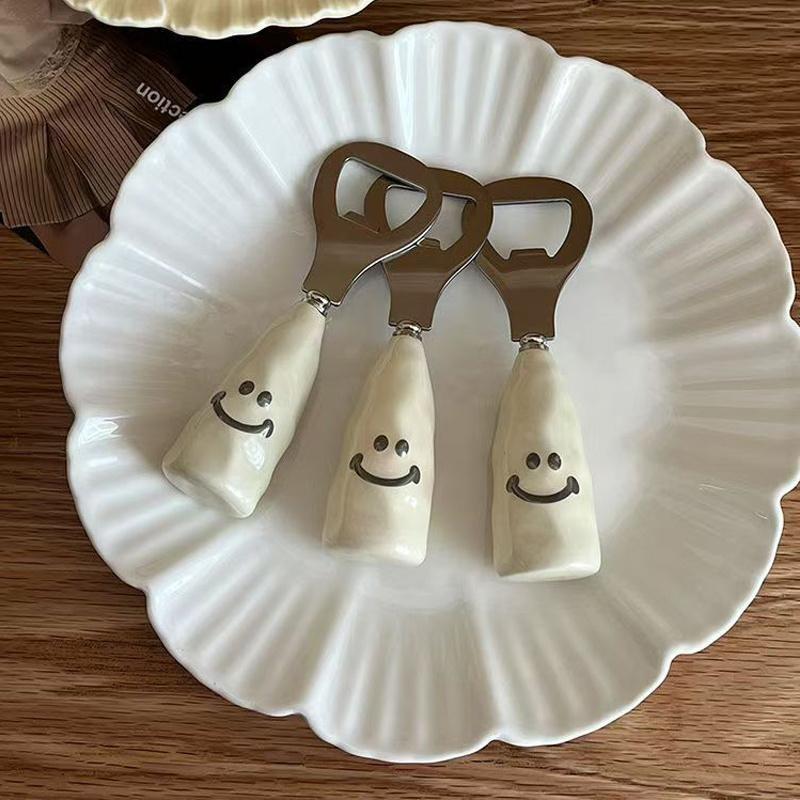 Cute Smiley Face Beer Bottle Opener, Plastic Handle Imitation Ceramic Handle, Standable Bottle Opener, Creative Stainless Steel Bottle Opener