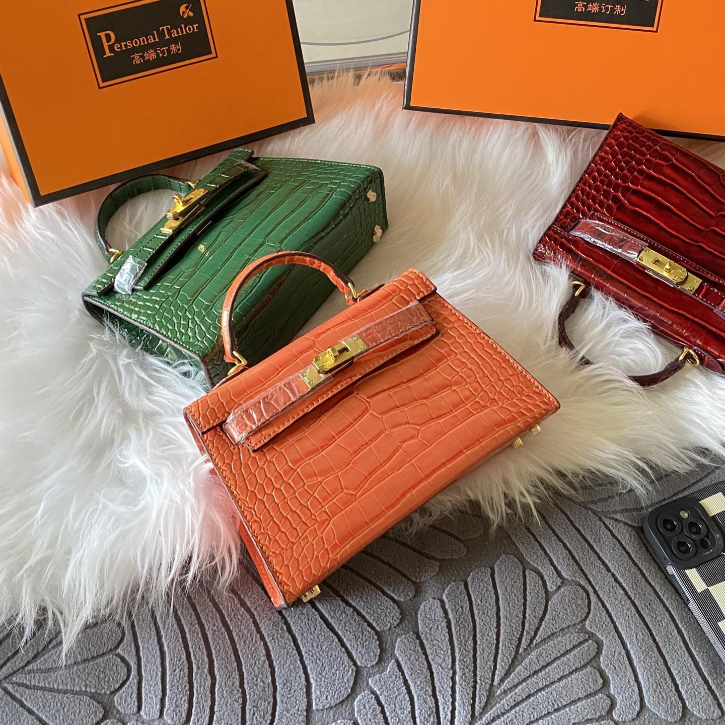 

Жіноча нова вишукана сумка-месенджер, маленька сумка, сумка з крокодиловим візерунком, висококласна міні-універсальна сумочка. 22cm