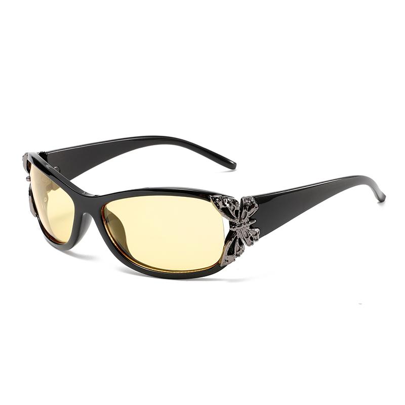 Fashion Butterfly Gradient Decor Shades Women's Trendy Driving Anti UV Sunglasses Y2K New in Popular Beach Sun Glasses