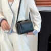 New Messenger Bag Temperament Retro Versatile High-end Niche Design Box Bag Single Shoulder Messenger Small Square Bag