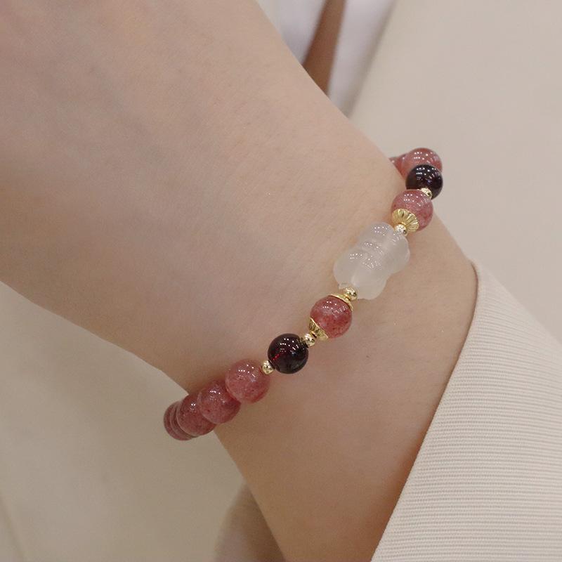 

Natural Strawberry Crystal Bracelet Bangles Women Fashion Jewelry Accessories Gift