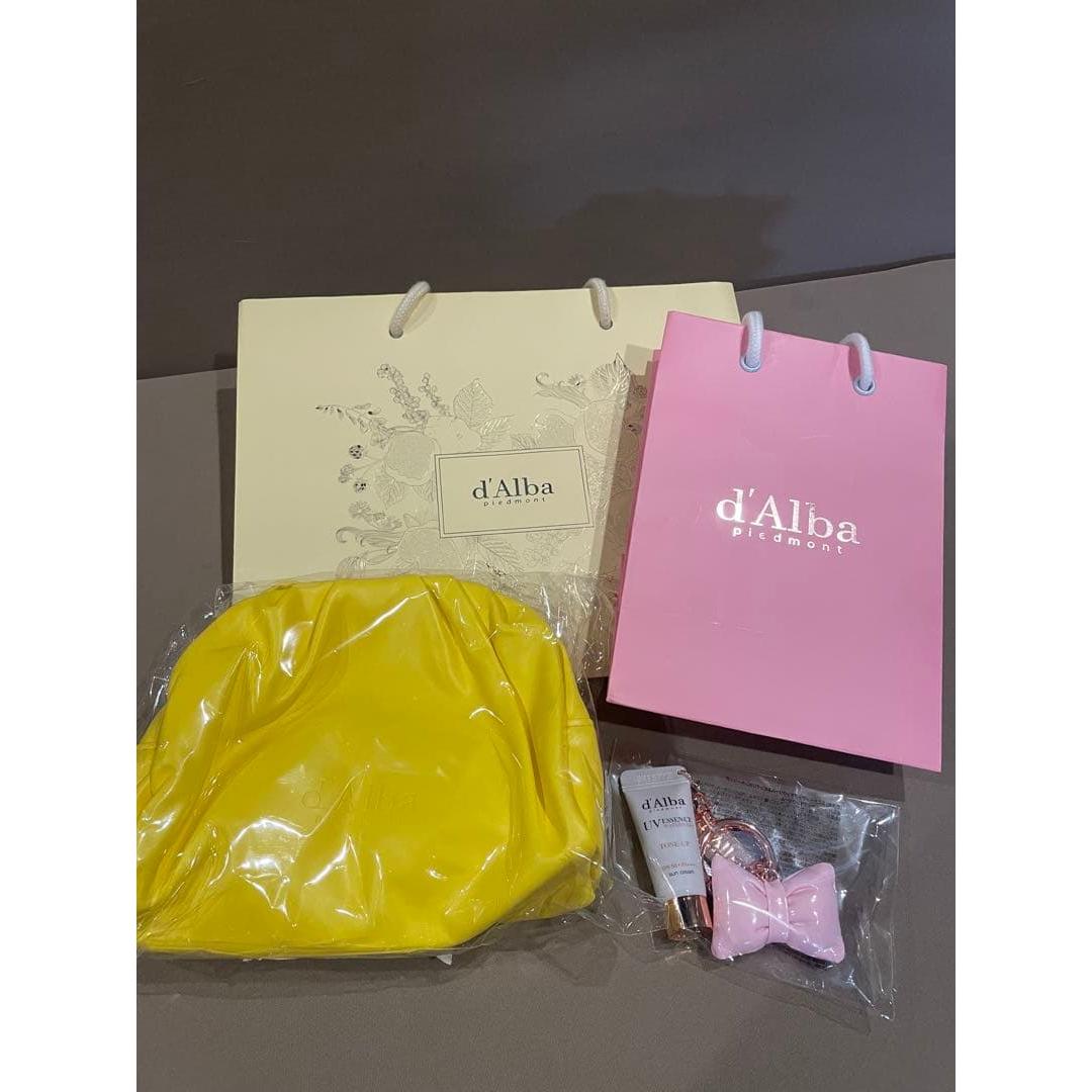 d Alba pouch  shopper 2 types  key chain 4 piece set