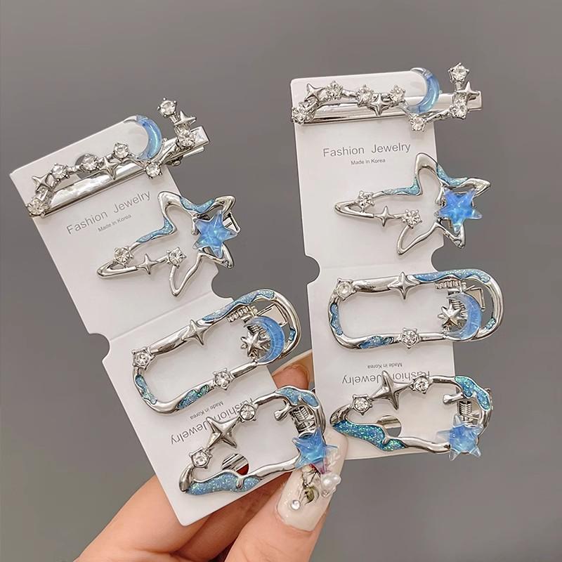 Pince à Cheveux Lune Étoile Strass Y2K Bleu Argenté Alliage Pince à Cheveux Filles Zircon Étoile Pince Crocodile Pinces Latérales pour Frange Accessoires