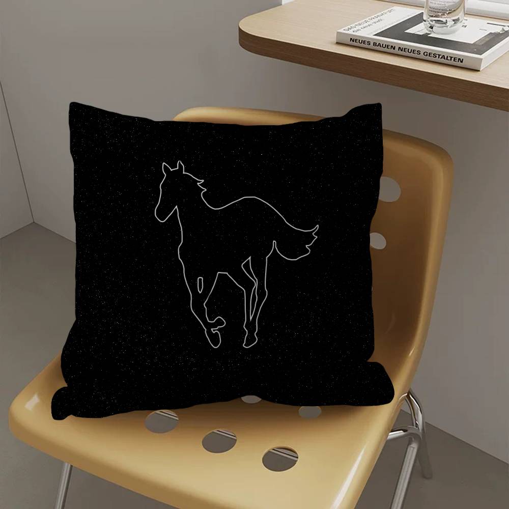D-Deftones Fashion Cushion Cover Car Throw Pillow Case For Sofa Car Christmas Gift 40X40Cm 45X45Cm