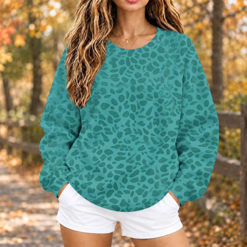 Women's Comfortable Loose Fit Crewneck Raglan Sweatshirt with Leopard Print for Casual Wear