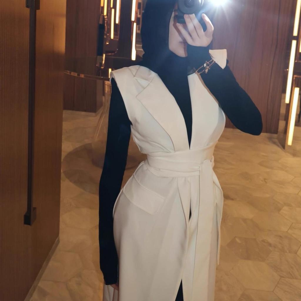 2025 Autumn Women's Solid Color Tie-Up Coat: Stylish, Comfortable, and Waist-Cinching for Daily Commutes