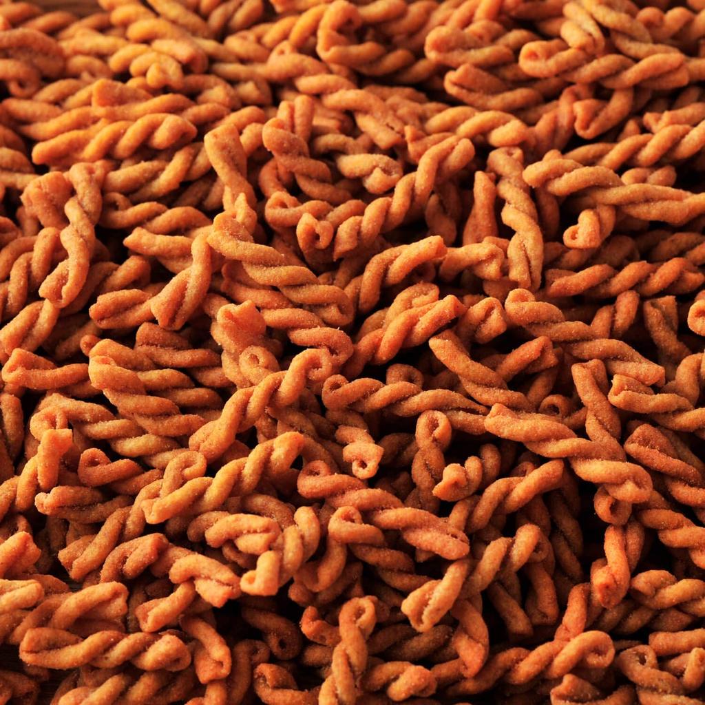 Sanshu Sohonpo Pastasnacks Krispiga Sötsaker Snacks (Tomatsmak Kommersiellt bruk 1 kg)