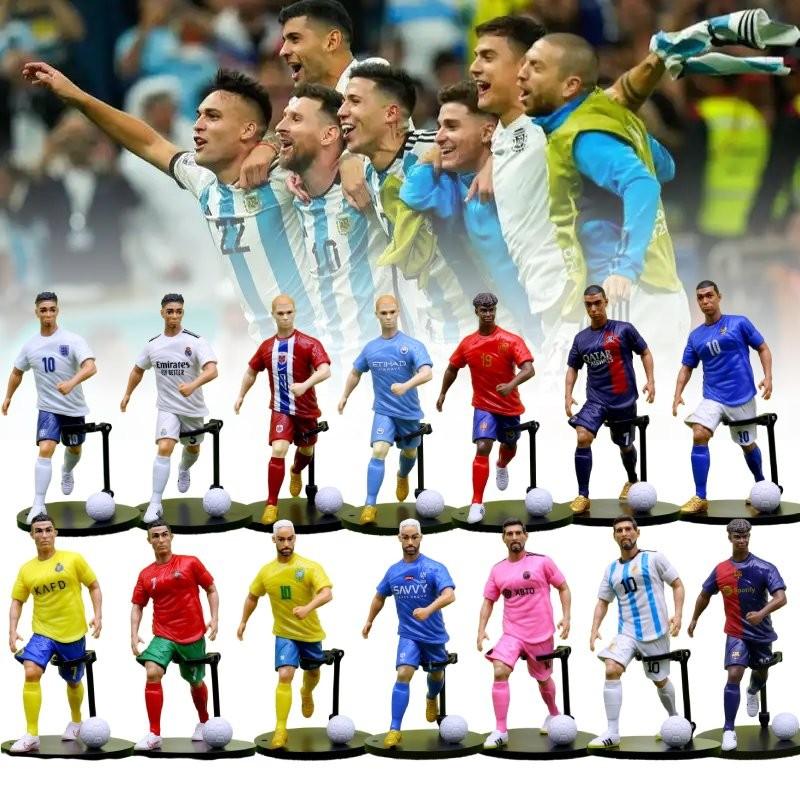 19cm PVC Fußballstar Figur Sammlerstück Perfektes Geschenk Für Fußballfans Und Heimdekoration