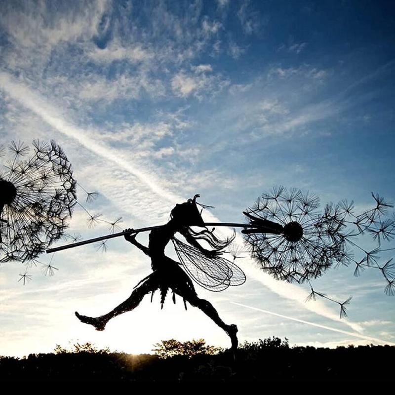 

Пикси Сказочные садовые скульптуры Кол Феи и одуванчики танцуют вместе Пейзаж Металлическая миниатюрная фигурка Газон Декоративная