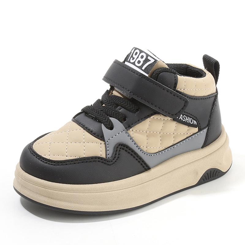 

Детская спортивная обувь 2025 весна и осень, повседневные кеды для мальчиков, высокие и легкие, обувь-хлебцы для девочек, обувь для малышей на мягкой подошве список 21-26 (6 pairs in one hand) чёрный