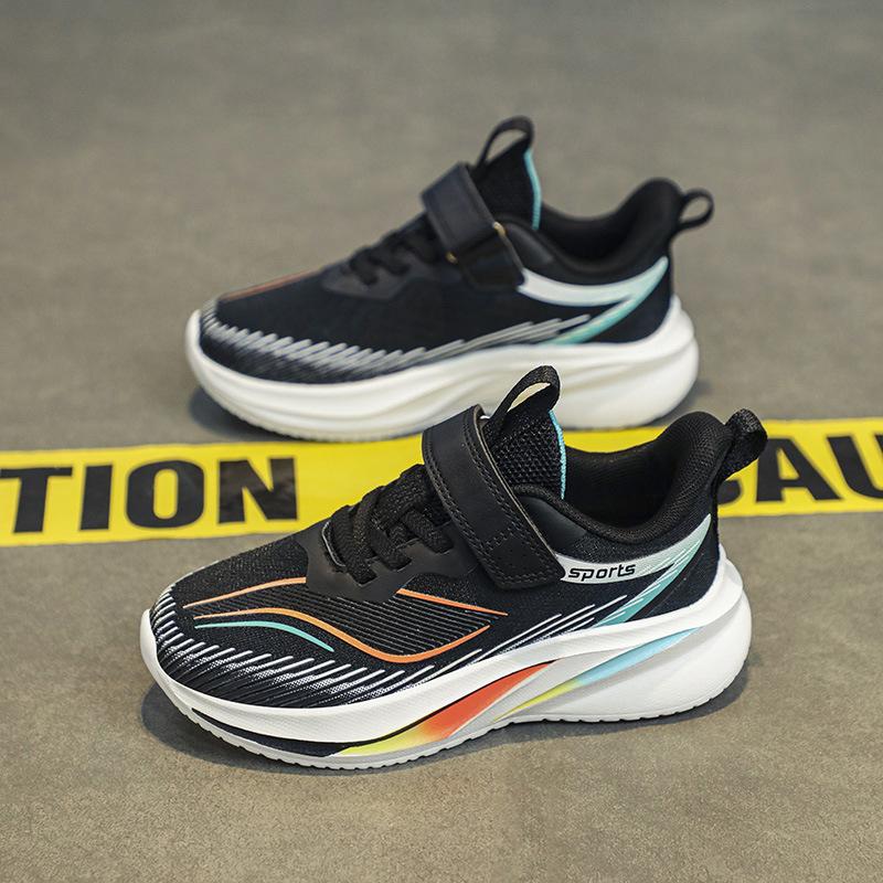 

Обувь для мальчиков 2025 новая весенняя красный кролик детские кроссовки мягкая подошва легкие дышащие повседневные спортивные кроссовки 40