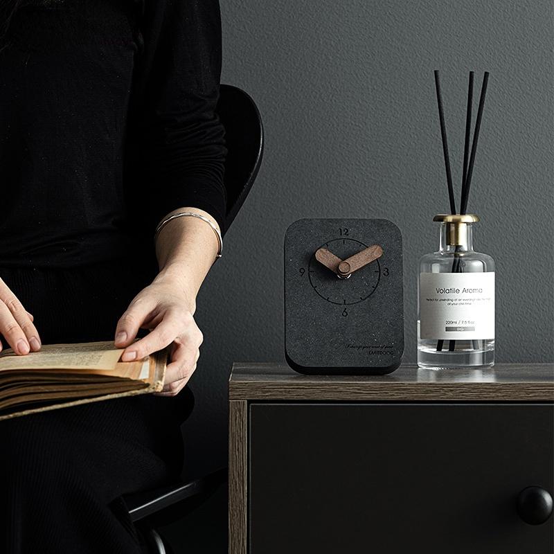 7 Colors Modern American Minimalist Desk Digital Clock Table Pendulum Clock Student Bedroom Mute Creative Bedside Wall Clock