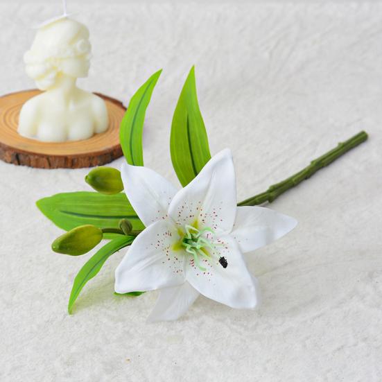 Artifical Lily Flower Full Bloom Faux Lily Flower 1 Head 2 Buds Fake Real Touch Lily Branch for Home Party Wedding Table Centerpiece Decor
