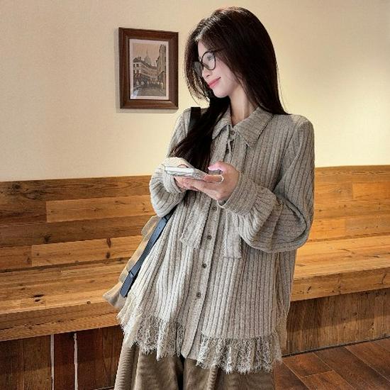 

Women s Plus Size Retro Long Sleeve Shirt with Flowy Ribbons, Lace Patchwork, Autumn/Winter Layered Design Small хаки