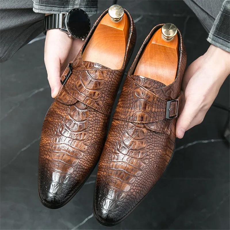 New Pointed Alligator Pattern Chelsea Shoes Men Designer Monk Strap Loafers Formal Wedding Prom Dress Footwear Shoes for Men