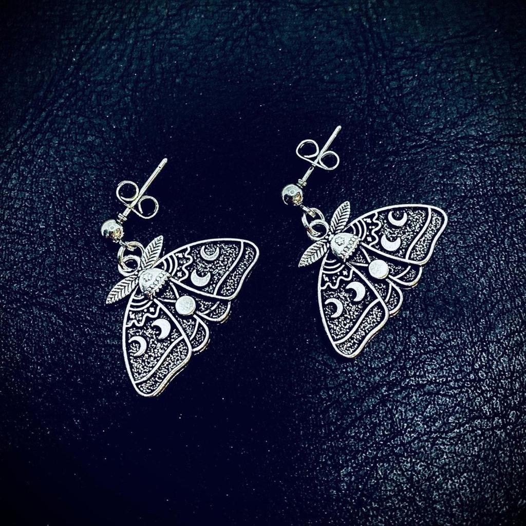 Gothic Antique Silver Moth Moon Phase Teardrop Jewelry Accessories