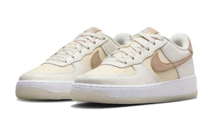 Nike Air Force 1 Slip Resistant Abrasion Resistant Low Top Skateboard Shoes Beige Kids' HF5349-100