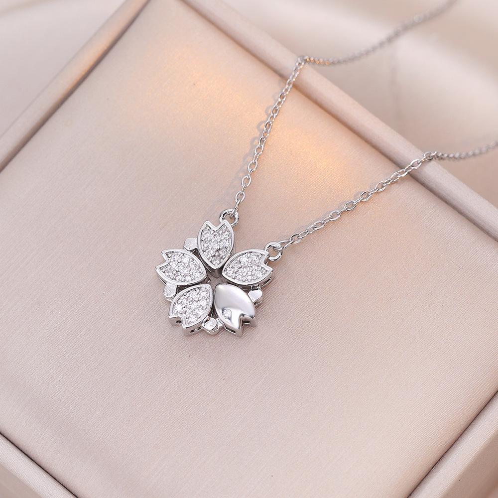 1pc Heart Shaped Four Leaf Clover Pendant Necklace Jewelry Zircon Women Love Clavicle Chain Gifts Openable ChokerJewelry