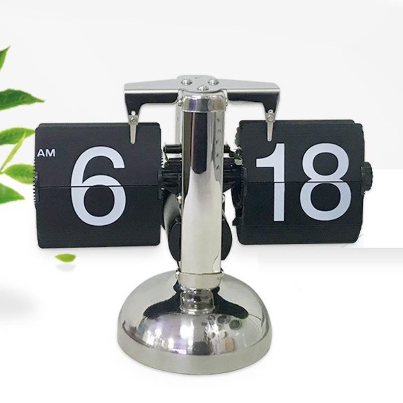 European Retro Mechanical Flip Clock - Desktop Ornament for Living Room