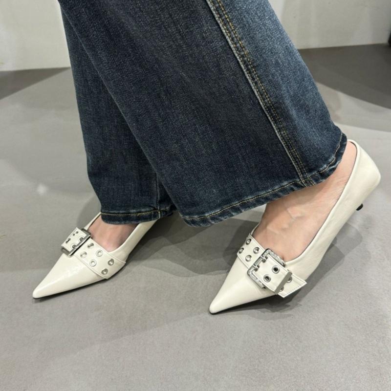 Fashion Roman Retro Women Pumps Shoes 2025 Spring And Autumn Pointed Toe Fashion Shallow Mouth Sandals Morden Trendy Low Heels Shoes