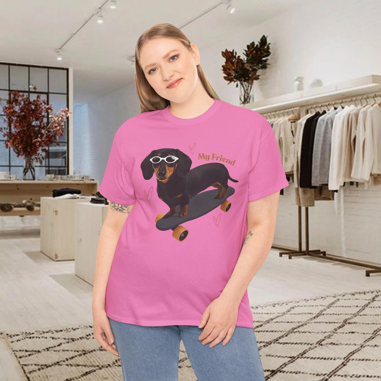 

Skateboarding Dachshund Dog Sunglasses My Friend Graphic T-shirt S