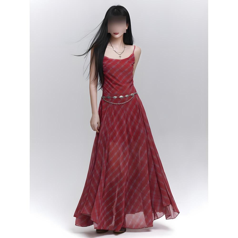 Gao Yanzhi French Retro Red Plaid Suspender Dress Women's Summer New Seaside Vacation Wind Beach Dress