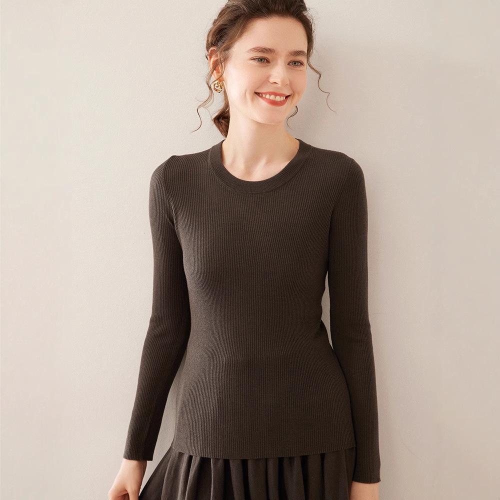 Women's Slim Fit 18-Gauge Cashmere Knit Base Layer Top
