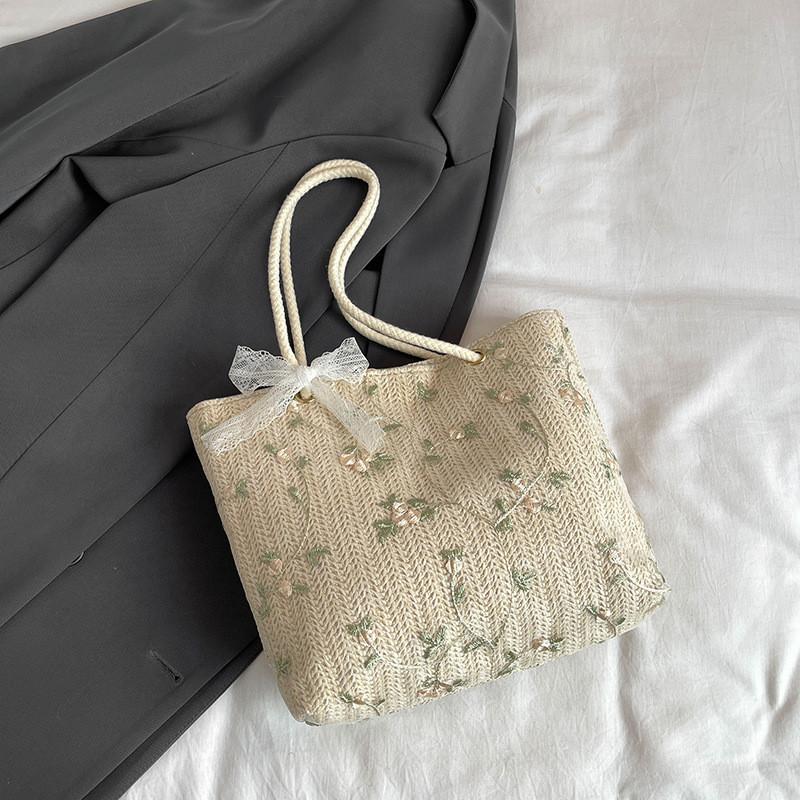 Trendy Summer Woven Tote Bag With Elegant Bow Design For Beach Vacations
