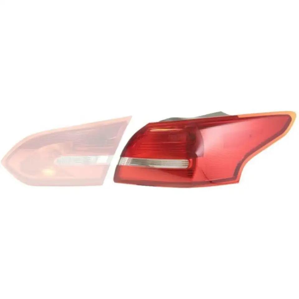 2015 Ford Focus Sedan Rear Taillight Kit F1EB13404AA