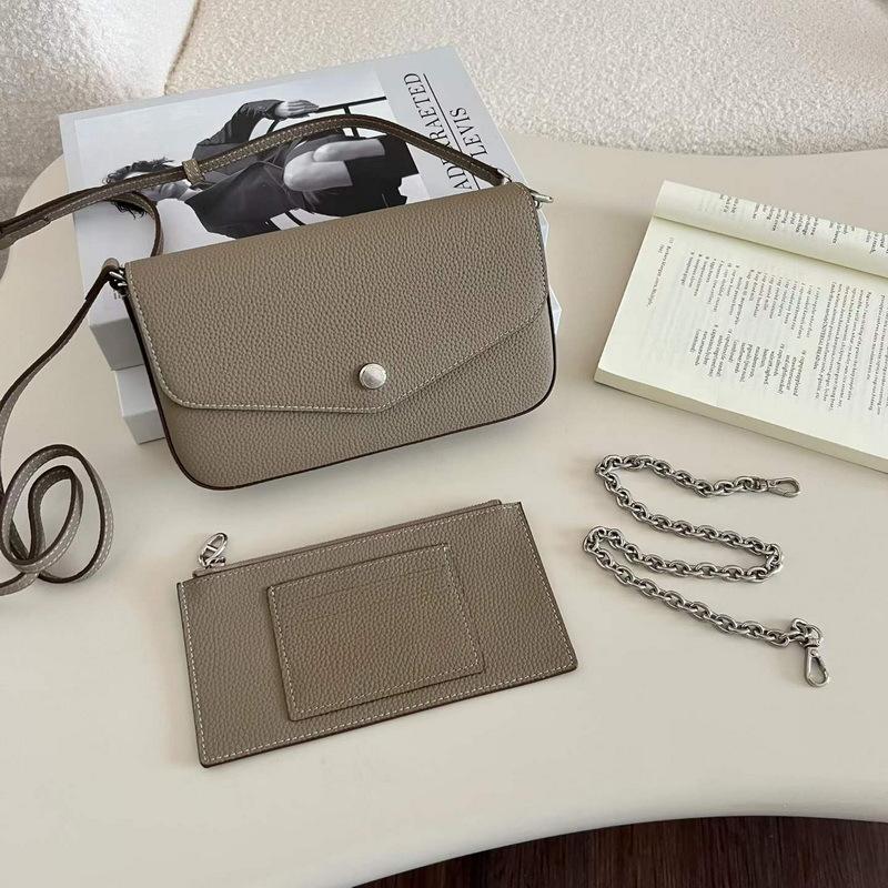 26 New leather women's bags, first layer cowhide lychee pattern envelope, mini small bag chain, single shoulder oblique span bag cross-border.