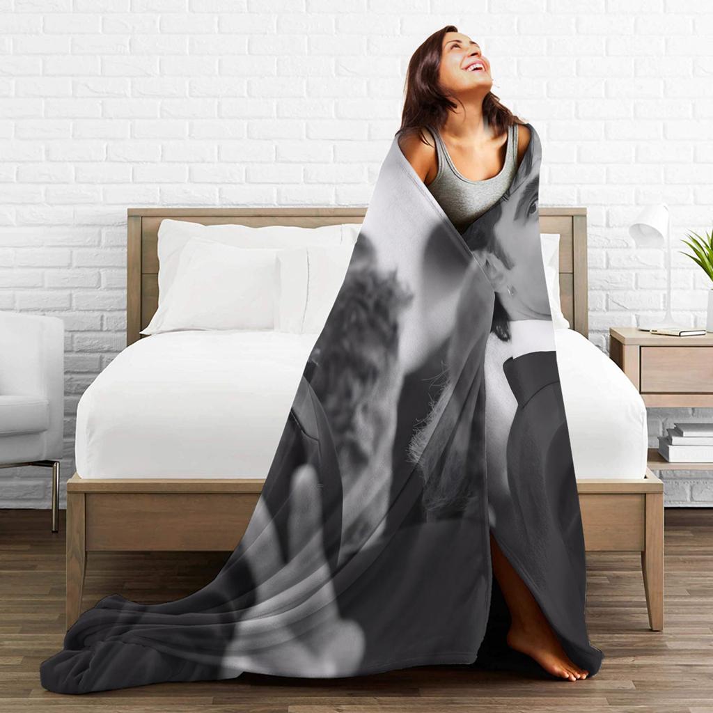 Coperta Morbidissima Attore Jacob Elordi Coperta Plaid Premium Flanella Pile Leggera Coperta da Letto Peluche Morbido Coperte Uso Stagione Singola