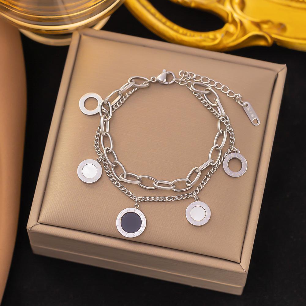 18K Gold Plated 316L Fashionable Titanium Steel Bracelets Waterproof Heart Roman Numerals Queen's Chain Link Bangles