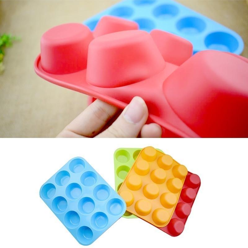 Silicone Muffin Cupcake Baking Pan Home Kitchen Rubber Trays Molds