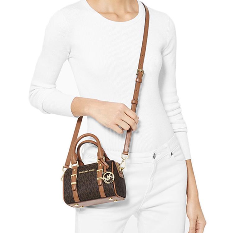 Michael Kors Złoty metalowy charms z logo Bedford Monogram Color Block Torba crossbody Torba Boston Damskie torebki Kolor dębowo-brązowy 32F9G06C0B-252