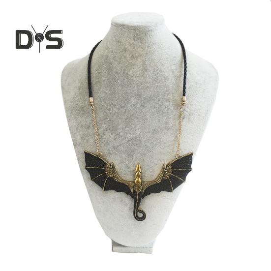 Gothic Dragon Necklace for Men Women Rock Pterosaur Ancient Necklace Lucky Flying Dragon Pendant Jewelry